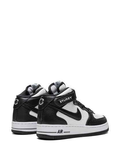 Nike X St y Air Force 1 Mid