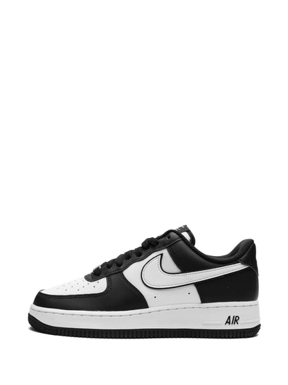 Nike Air Force 1 07 Sneakers