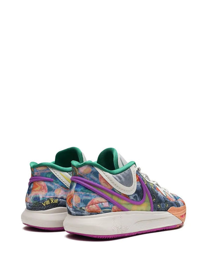 Nike Kyrie 8