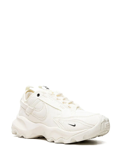 Nike Tc 7900