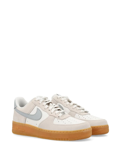 Nike Air Force 1 07 Lv8 Sneakers