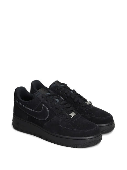 Nike Air Force 1 07 Lv8 Sneakers