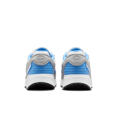 Nike College Air Max Verse (UNC)