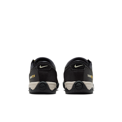 Nike Total 90