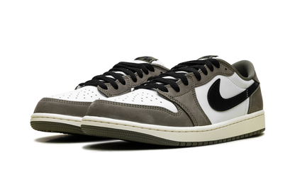 Air Jordan 1 Low "Medium Olive" HQ6998 200